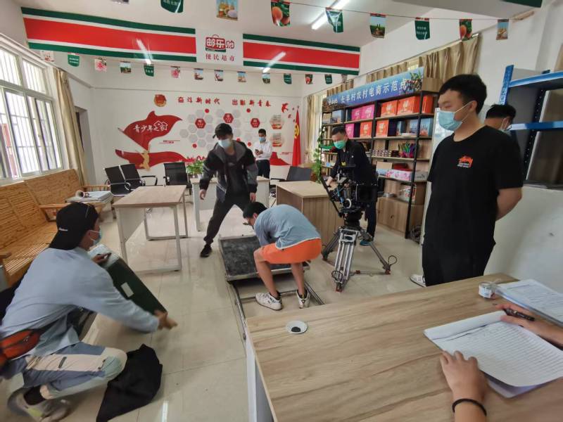 融水广告片拍摄公司：极简主义践行者，少即是多的视觉哲学